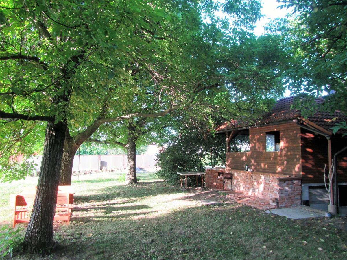 Pod Orehi Bed & Breakfast Postojna Luaran gambar
