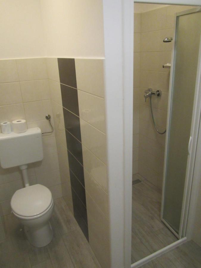 Pod Orehi Bed & Breakfast Postojna Luaran gambar