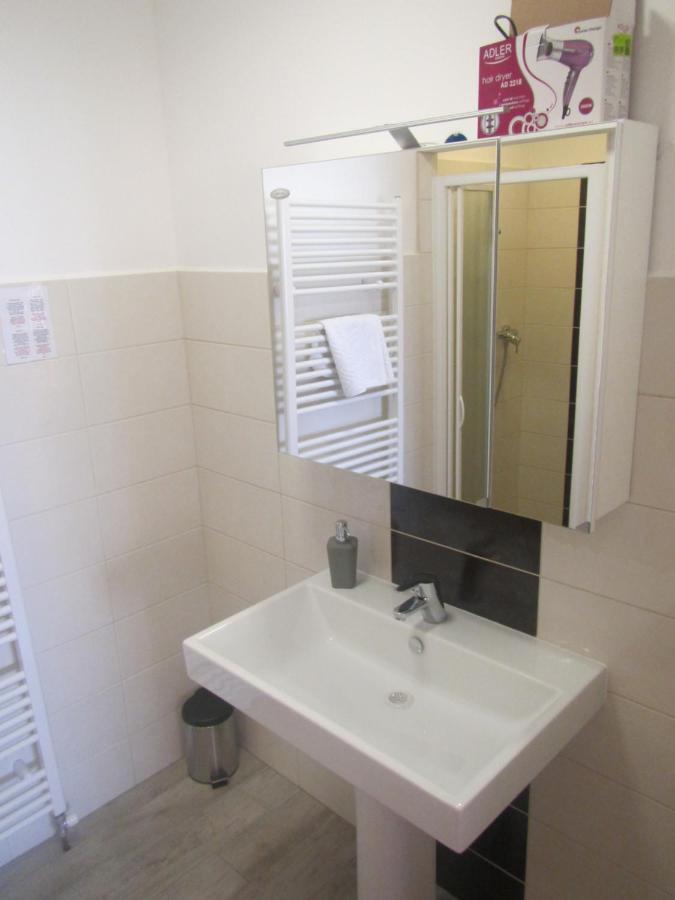 Pod Orehi Bed & Breakfast Postojna Luaran gambar